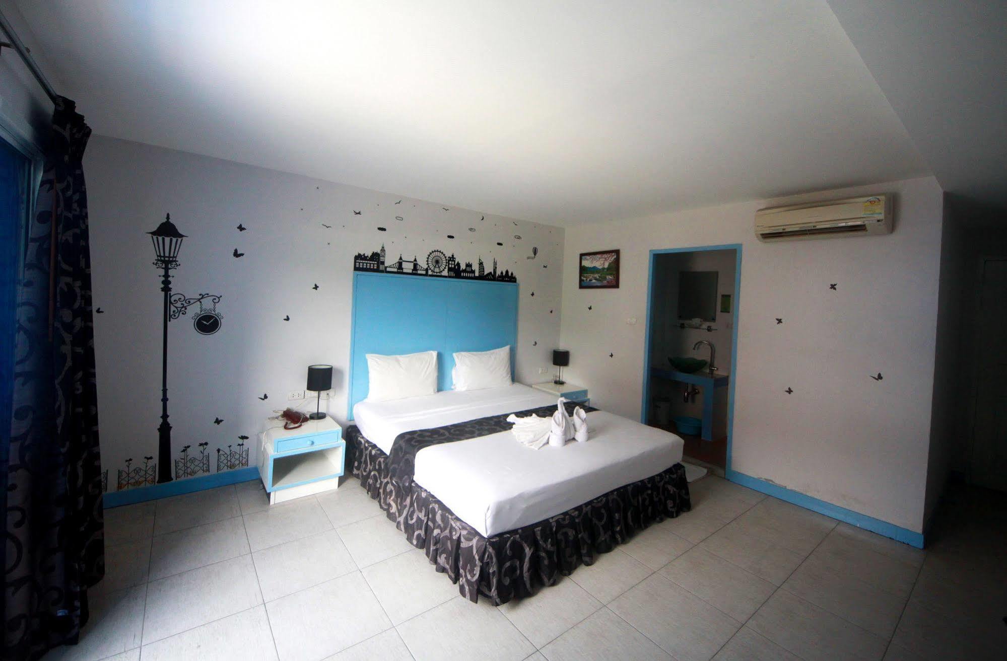 Noble House - 200 Meters Patong Beach Phuket Exteriör bild