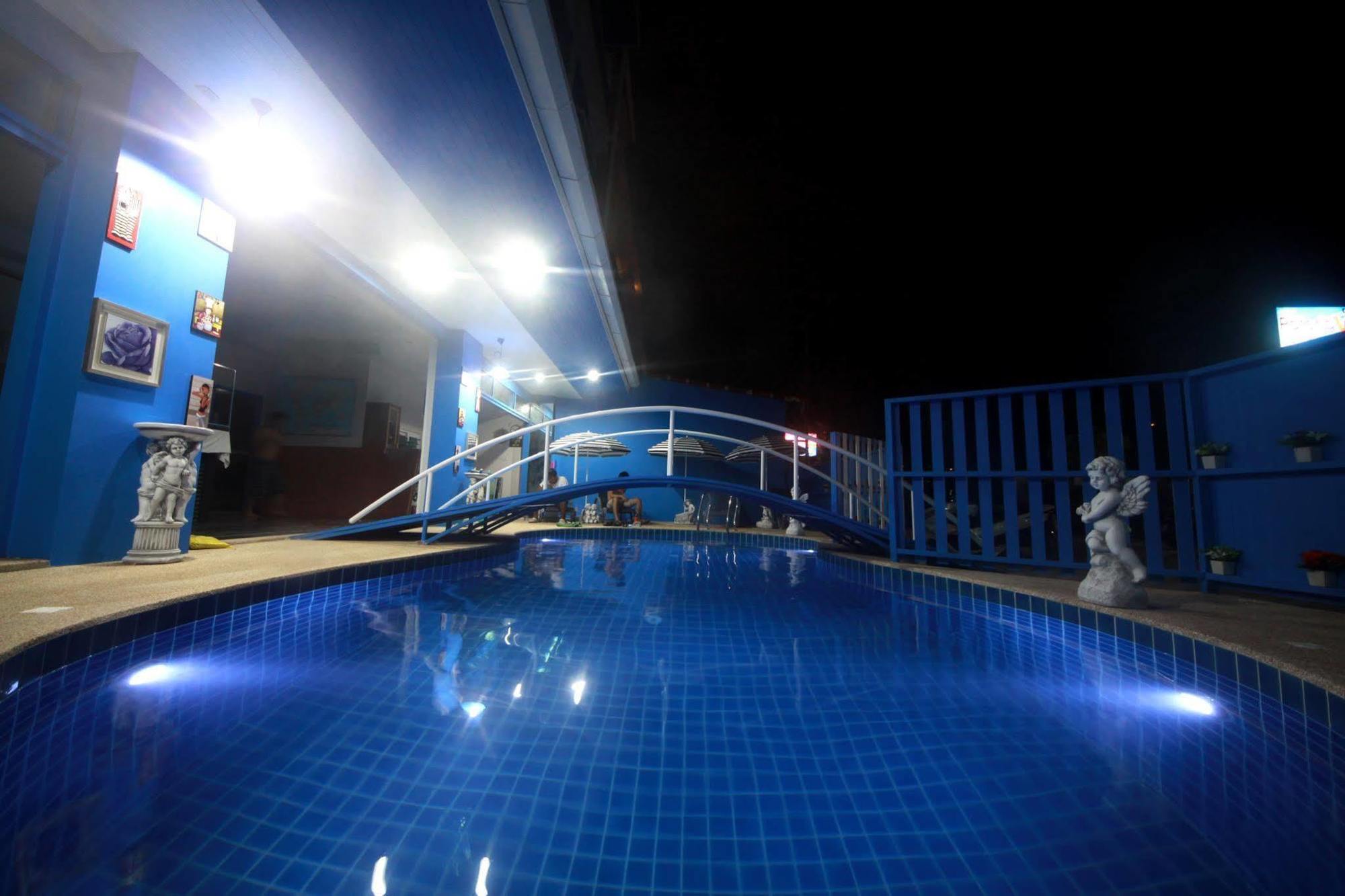 Noble House - 200 Meters Patong Beach Phuket Exteriör bild