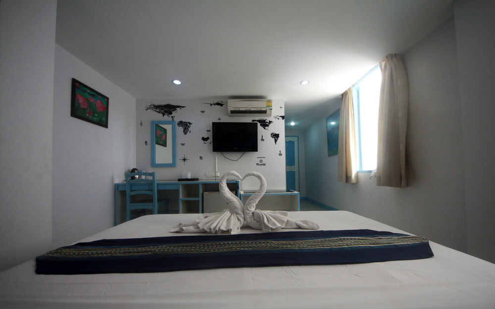 Noble House - 200 Meters Patong Beach Phuket Exteriör bild